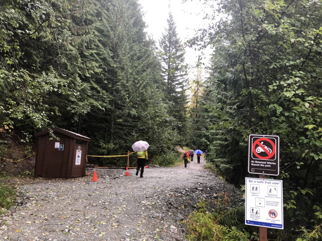 Elfin Lakes Hike in Garibaldi Provincial Park. Diamond Head Trailhead