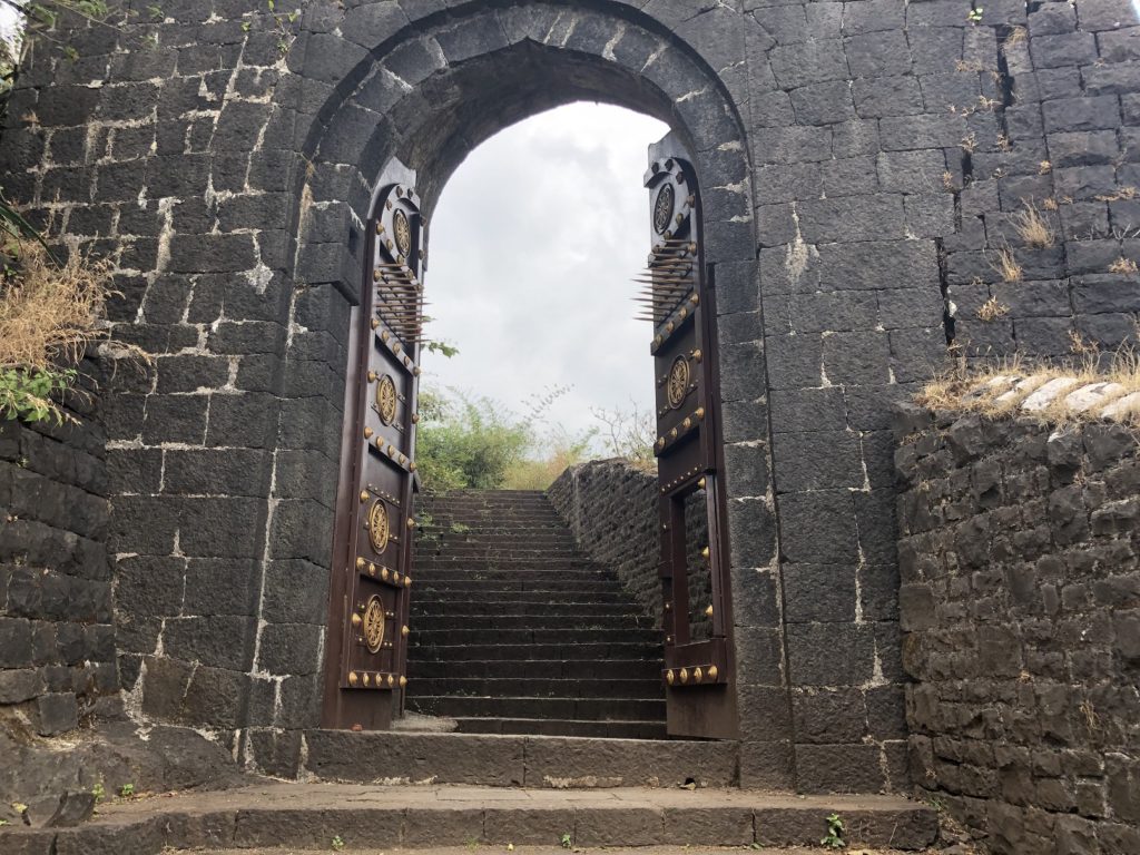 Ajinkyatara Paschim Darwaja - South Door