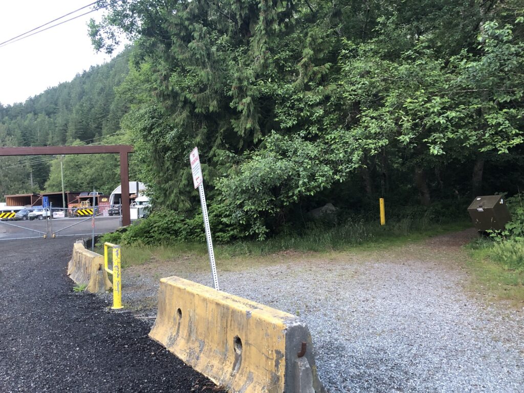 Free and Easy Trailhead