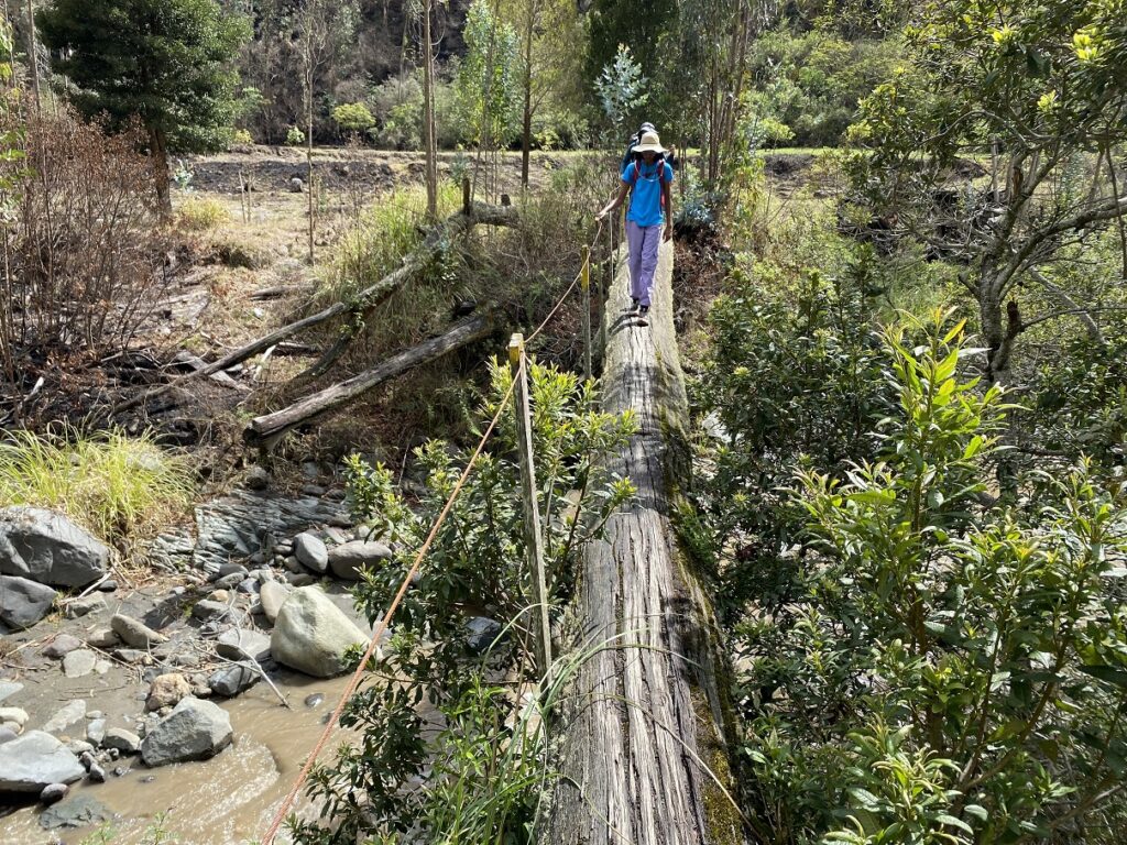 Quilotoa Loop Hike - Trail to Chugchilan