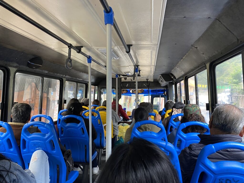 Banos to Pailón del Diablo Public Bus