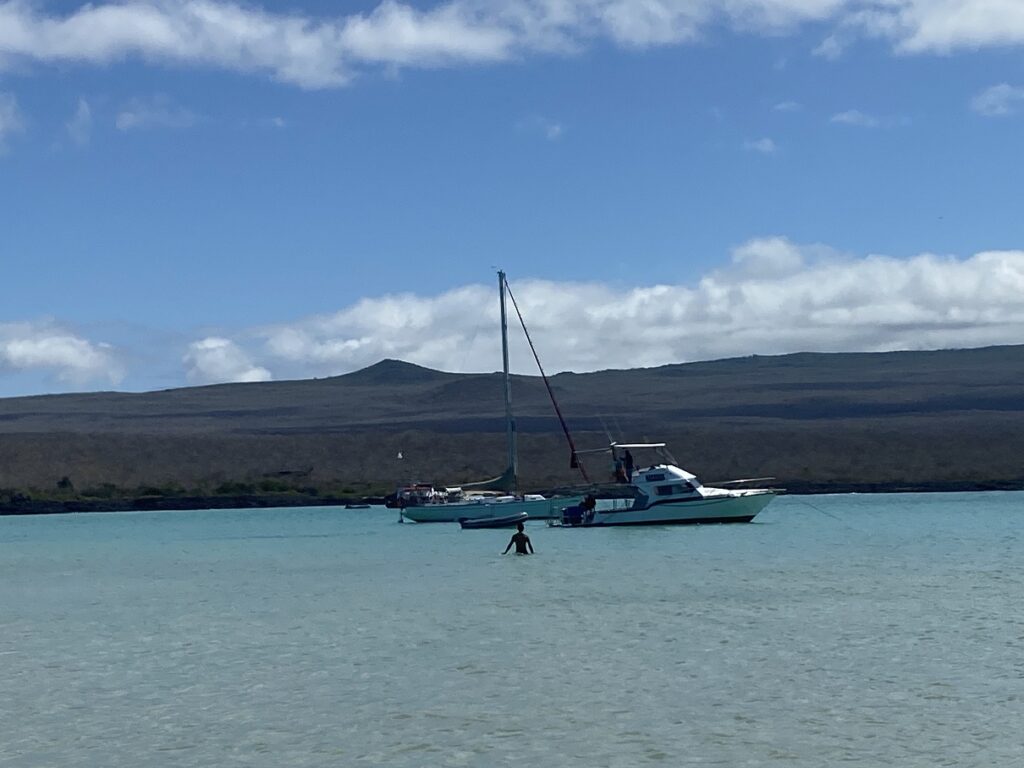 Ecuador San Cristobal Kicker Rock Tour