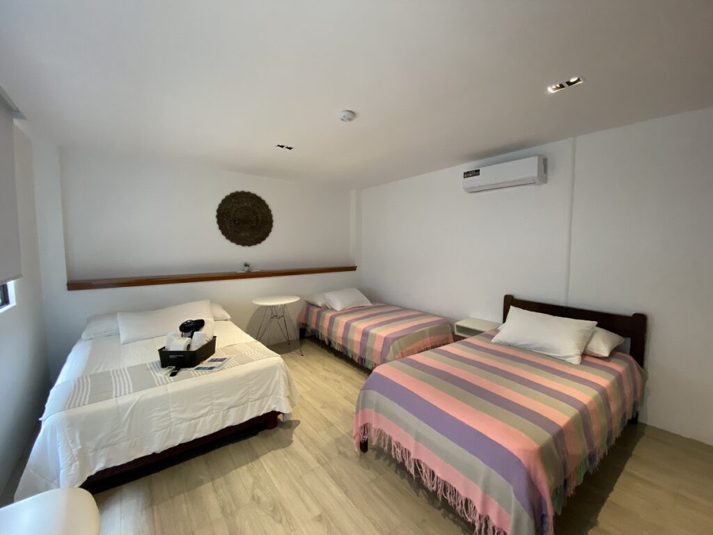 Ecuador San Cristobal Cactus Hostal